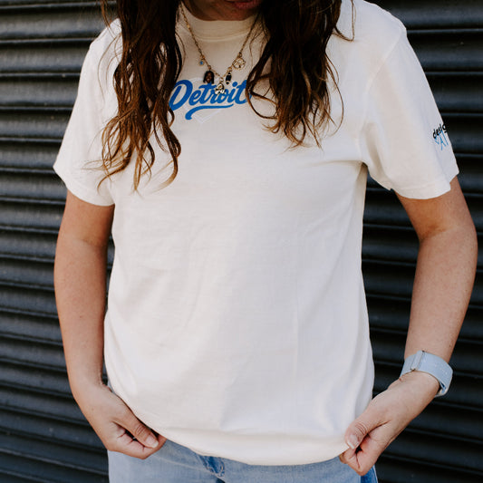 Pretty & Gritty - Unisex T-Shirt